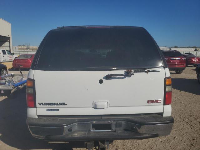 GMC Yukon K1500 Image 4