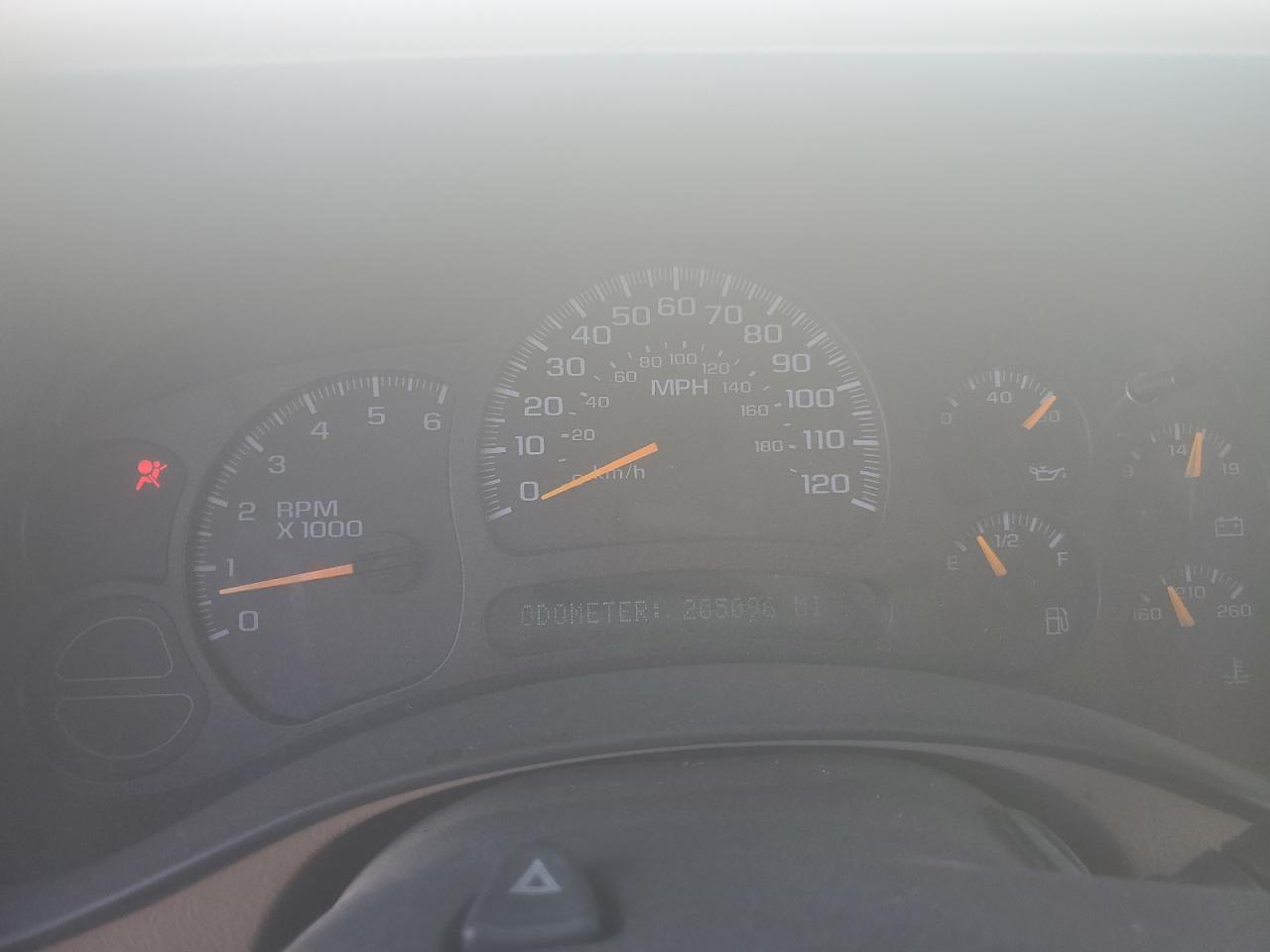 GMC Yukon K1500 Image 9