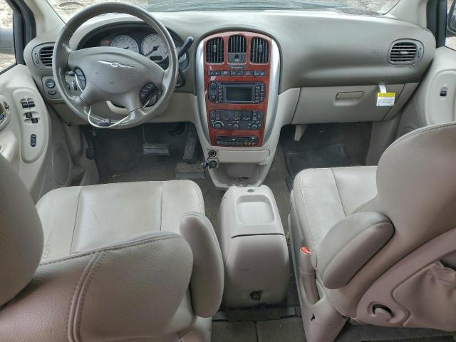 Chrysler Minivan Limited Image 10