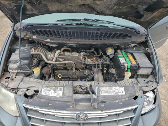 Chrysler Minivan Limited Image 11