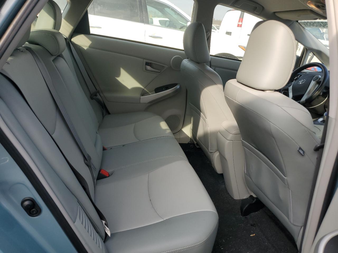 Toyota Prius Image 8