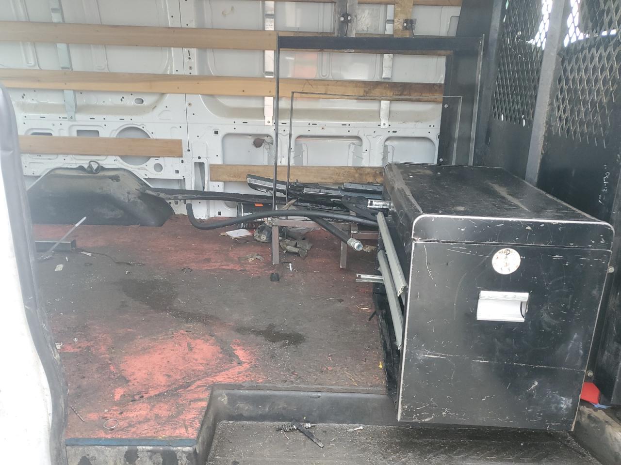 Ford Transit T-250 Image 9