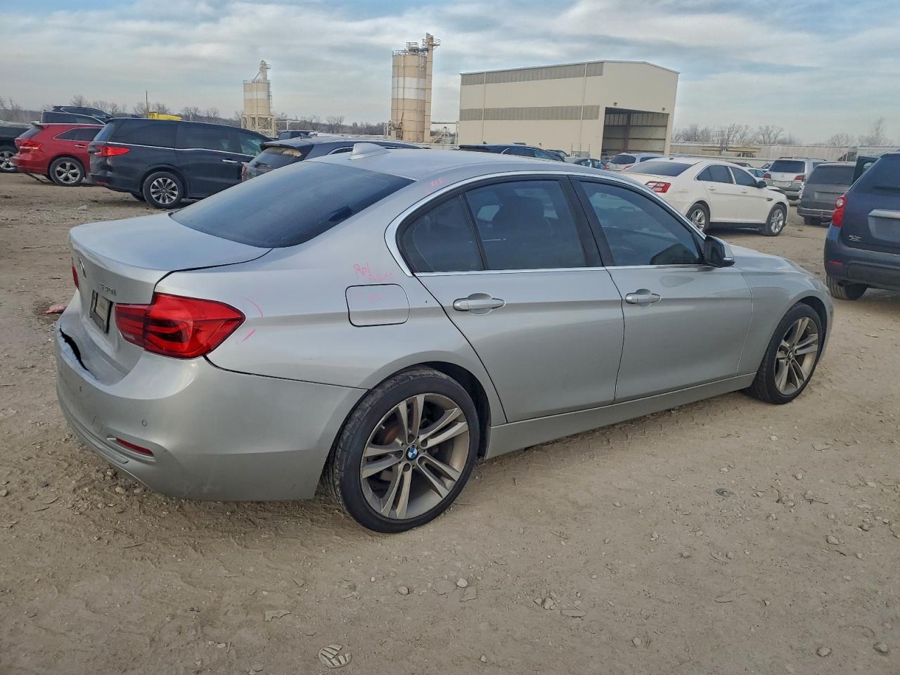 BMW 3 Series Xi Image 11