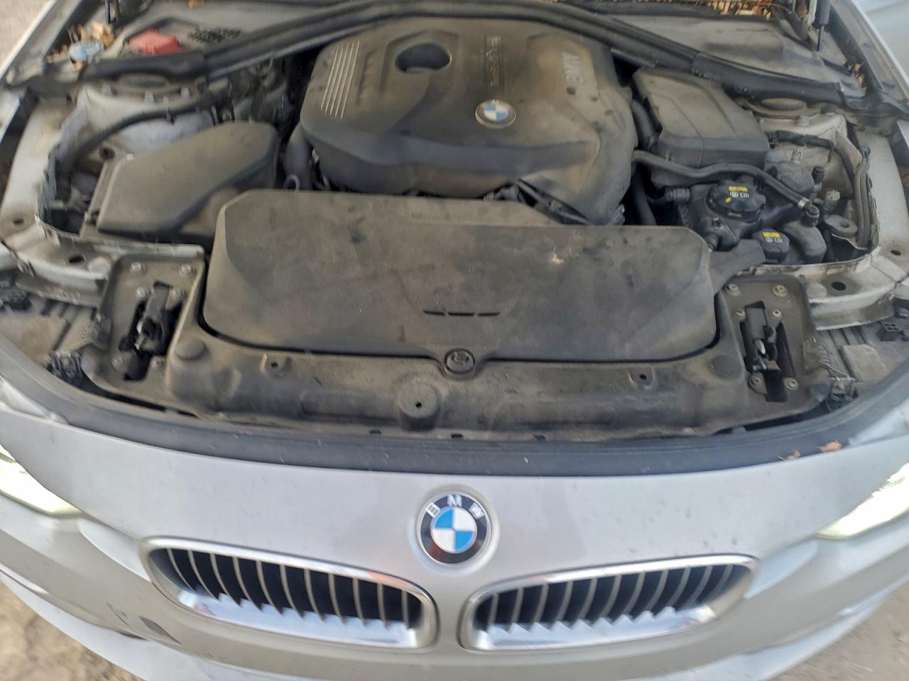 BMW 3 Series Xi Image 8