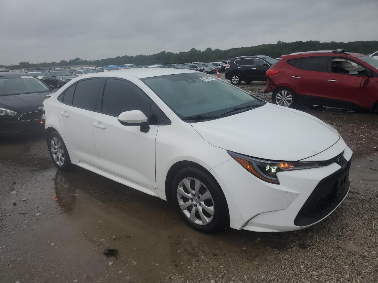 Toyota Corolla Le Image 4