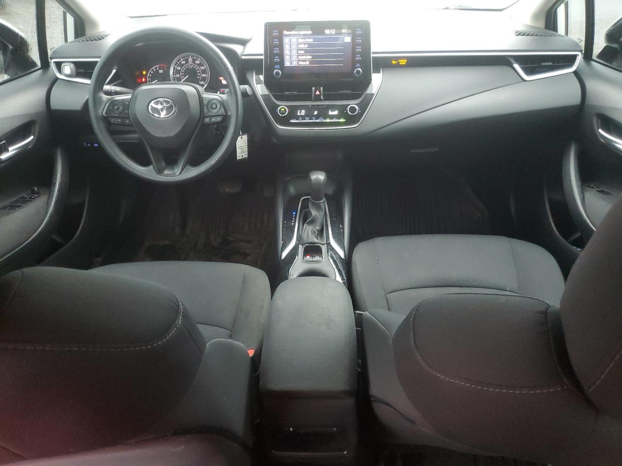 Toyota Corolla Le Image 12