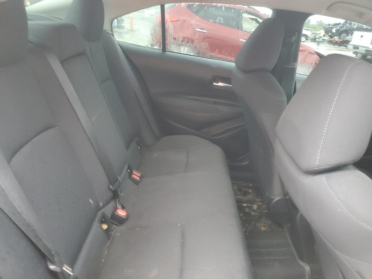 Toyota Corolla Le Image 9