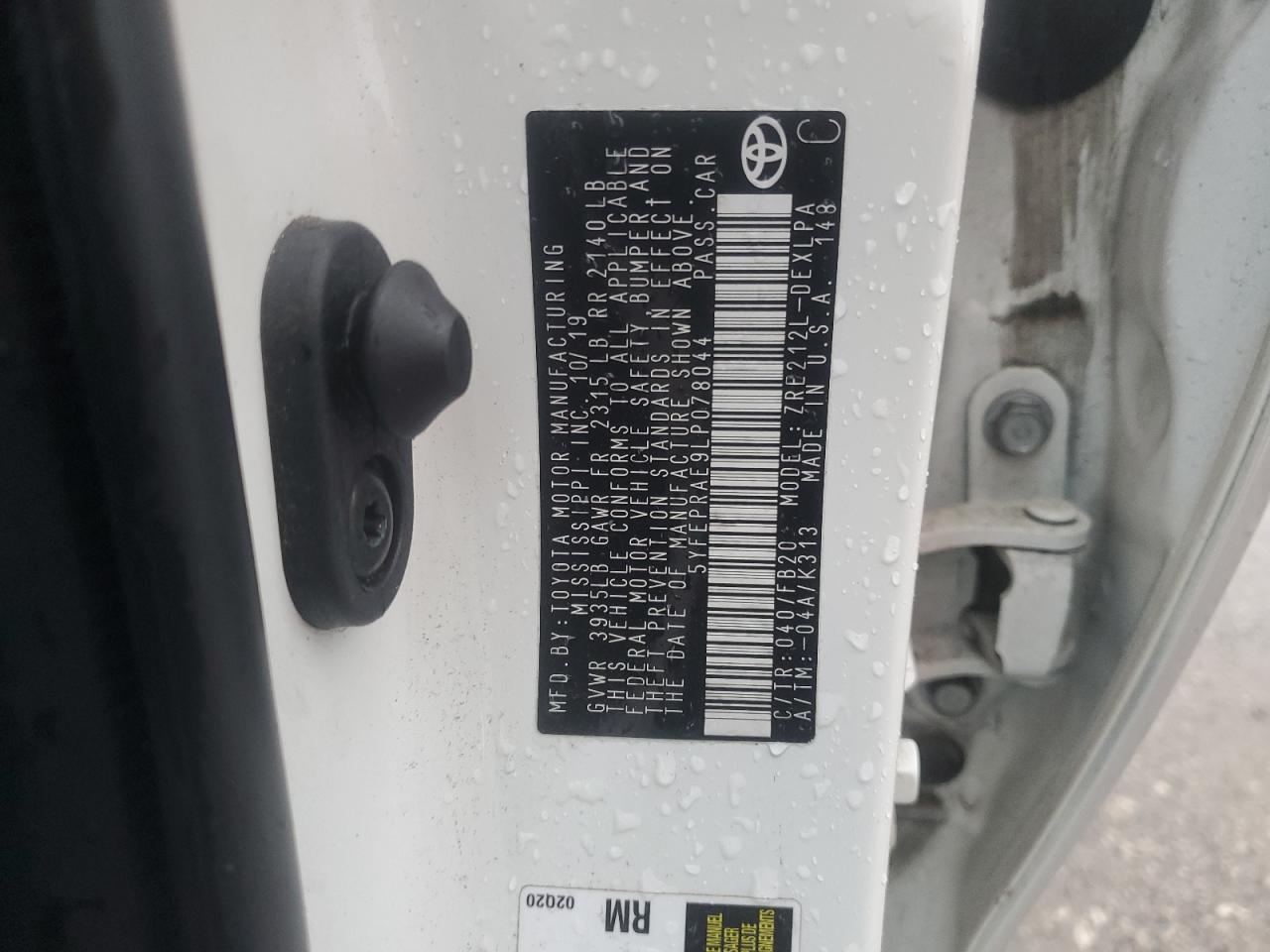 Toyota Corolla Le Image 10