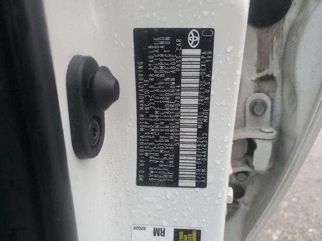 Toyota Corolla Le Image 10