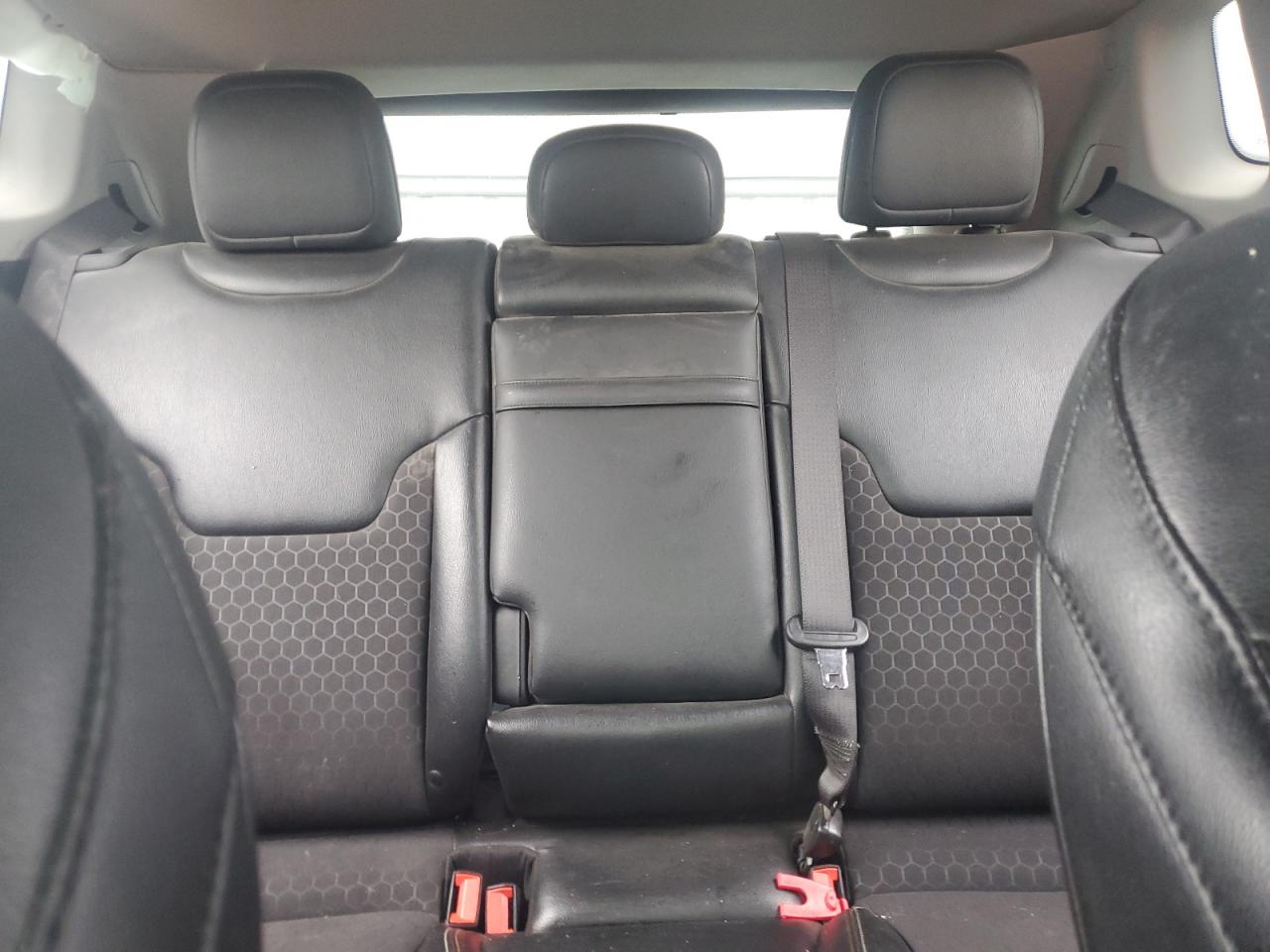 Jeep Compass Latitude Image 4