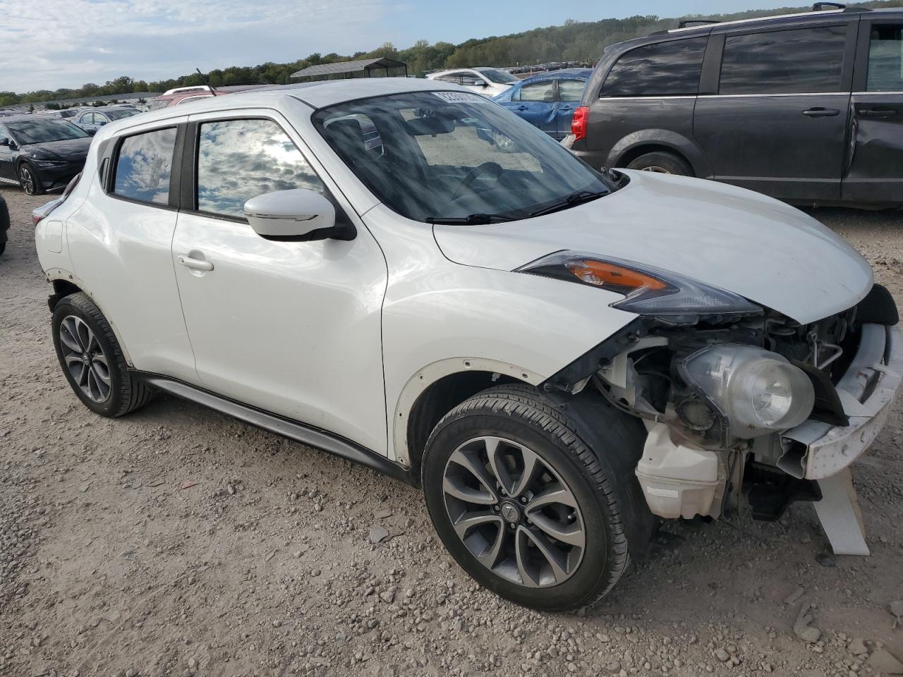 Nissan JUKE S Image 2