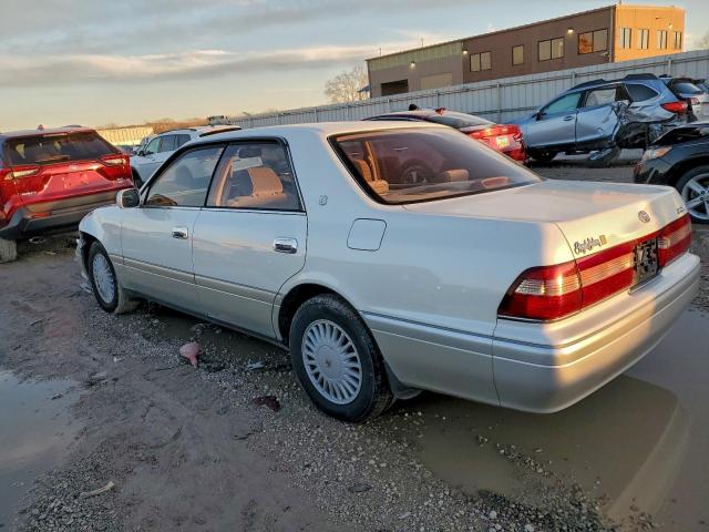 Toyota Crown Image 7