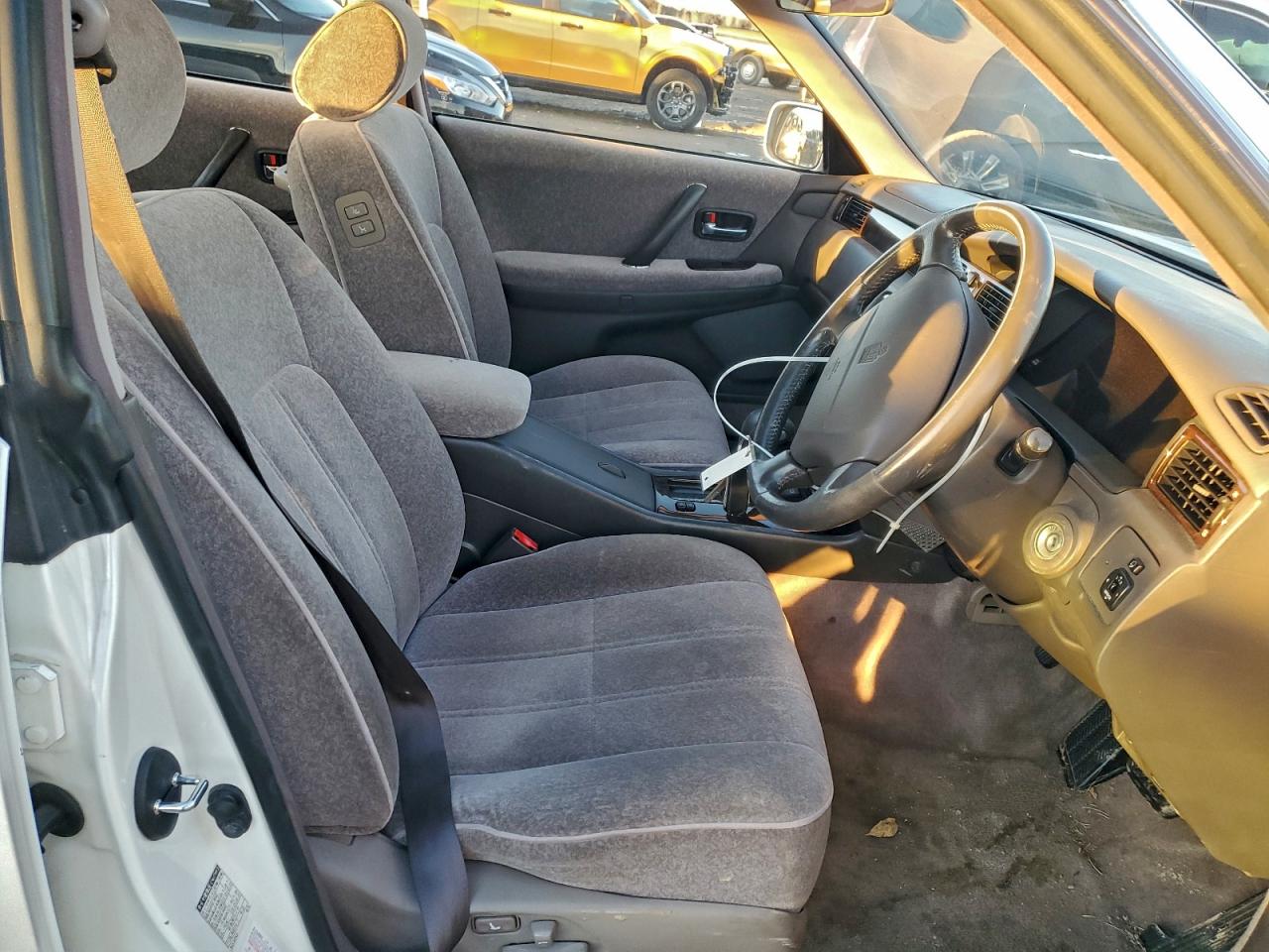 Toyota Crown Image 9