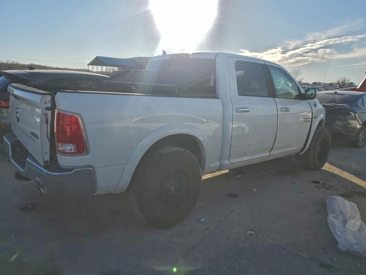 Ram 1500 Laramie Image 11