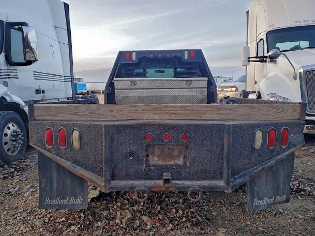 Ford F-350 Super Duty Image 11