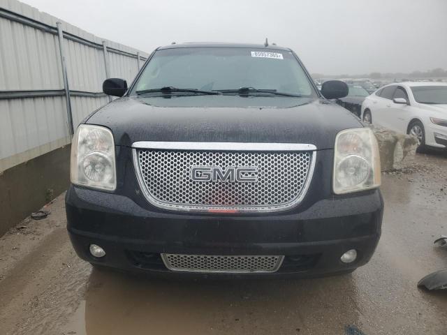 GMC Yukon Denali Image 7