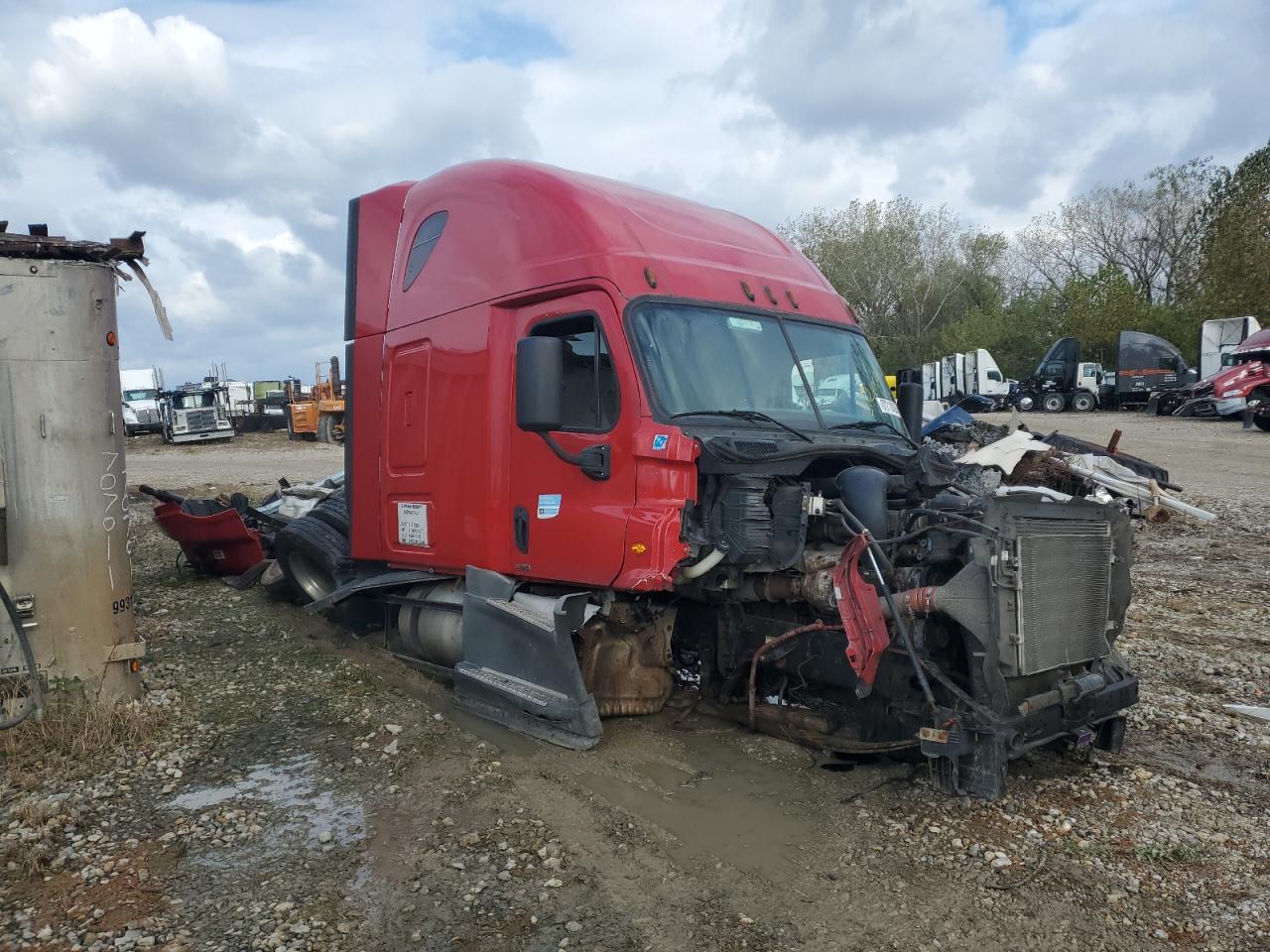 Freightliner Cascadia Image 1