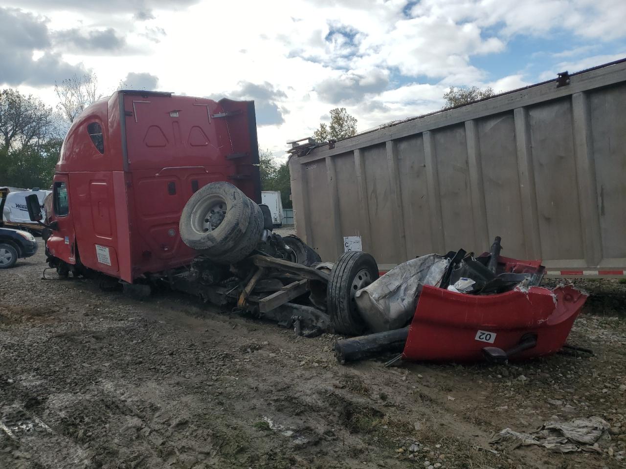 Freightliner Cascadia Image 3