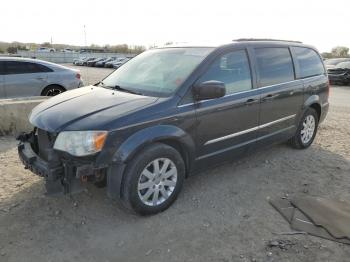  Salvage Chrysler Minivan