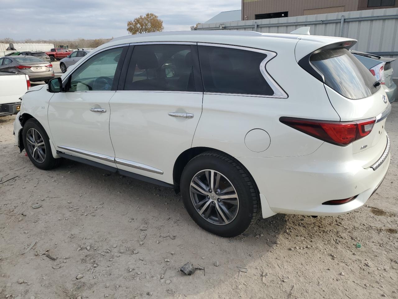 INFINITI Qx Luxe Image 14