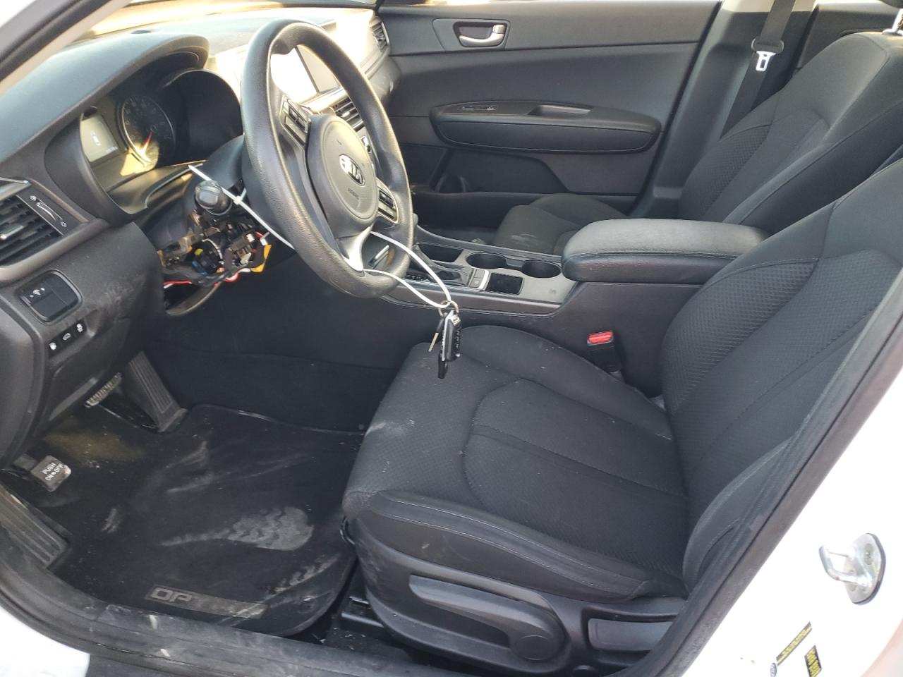 Kia Optima Lx Image 9