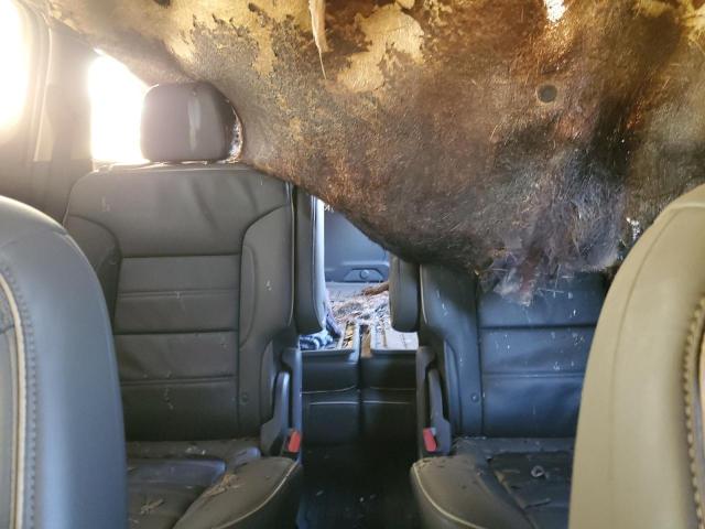 GMC Acadia Denali Image 13