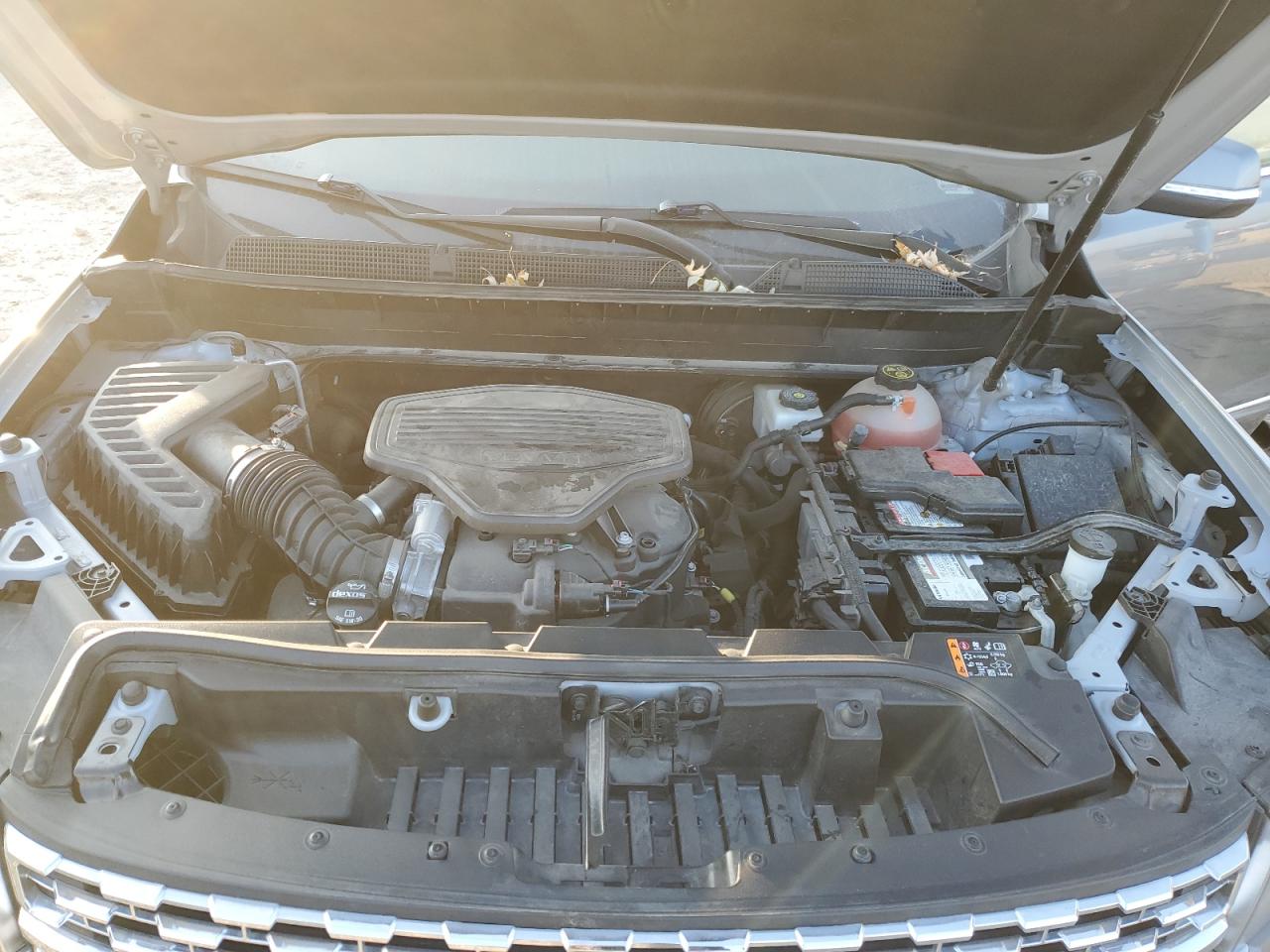 GMC Acadia Denali Image 2