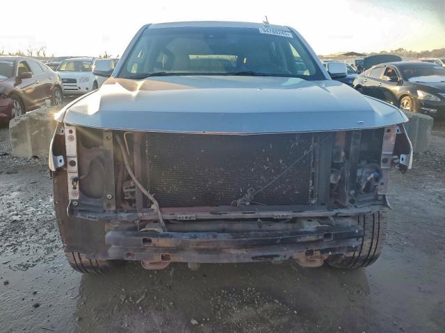 Chevrolet Suburban K1500 Lt Image 9