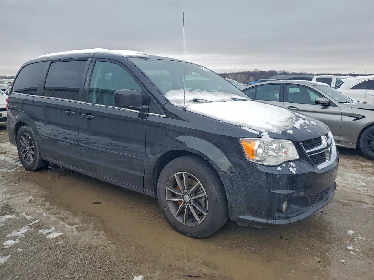 Dodge Caravan Sxt Image 6