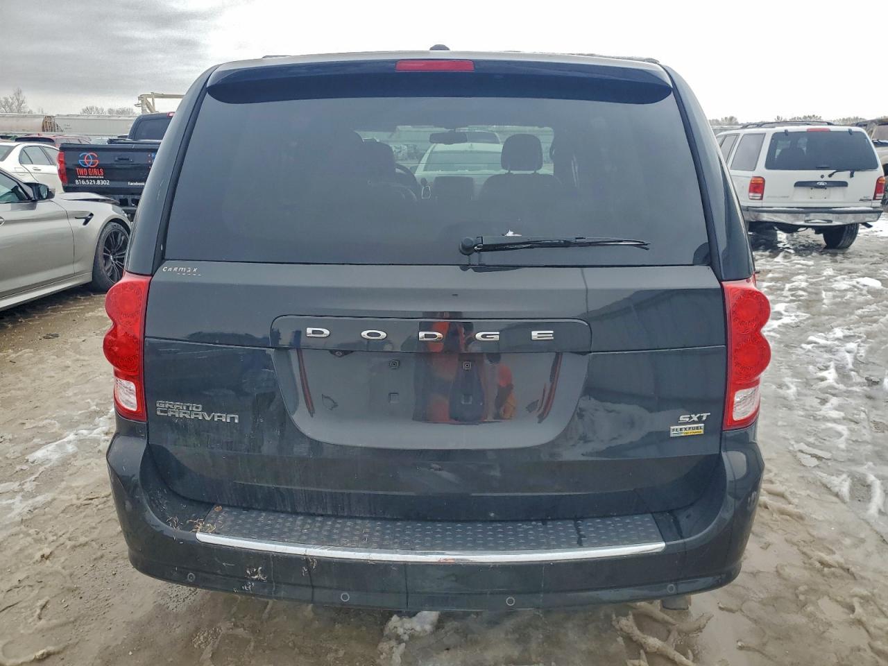 Dodge Caravan Sxt Image 4