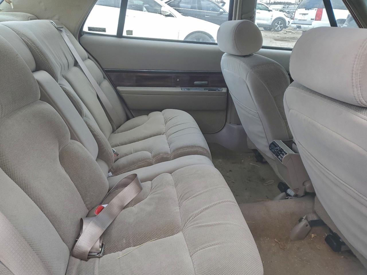 Buick LeSabre Limited Image 10