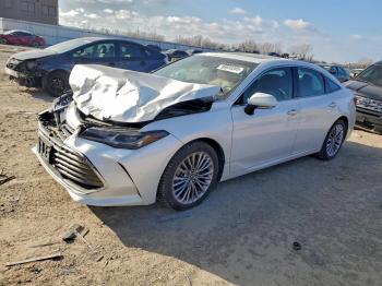  Salvage Toyota Avalon