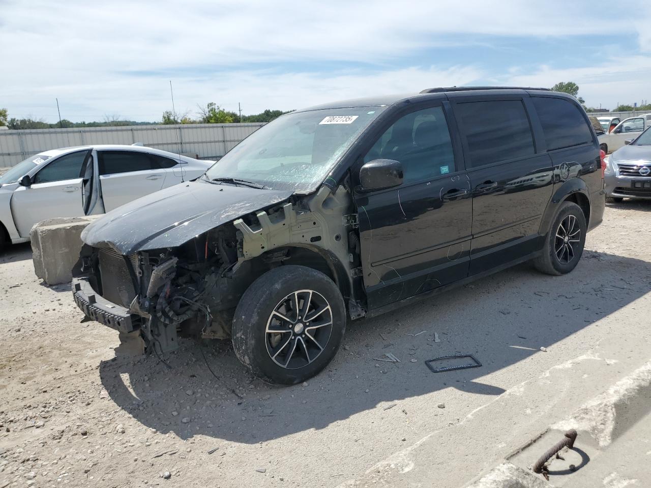 Dodge Caravan Gt Image 1