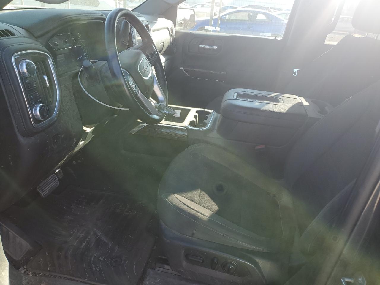 GMC Sierra K1500 Elevation Image 6