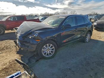  Salvage Porsche Cayenne