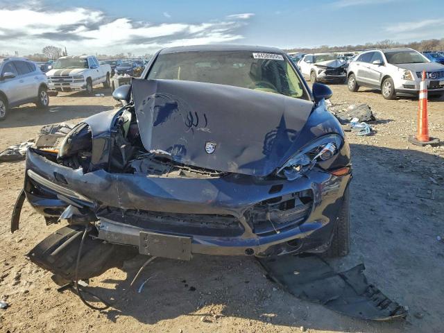 Porsche Cayenne Image 6