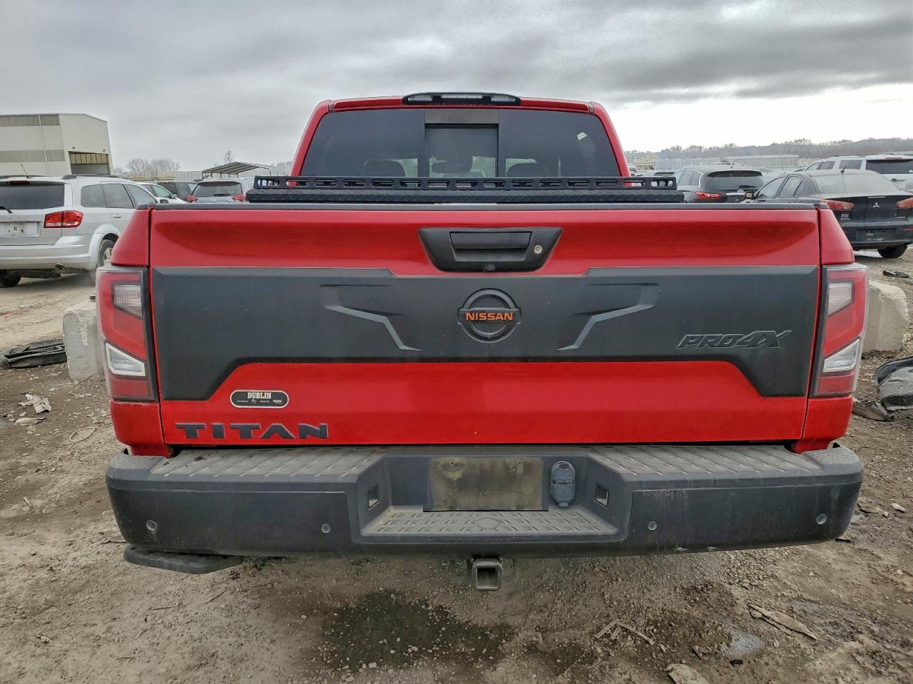 Nissan Titan Sv Image 6