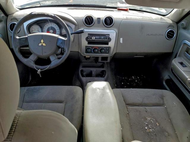 Mitsubishi Raider Durocross Image 10