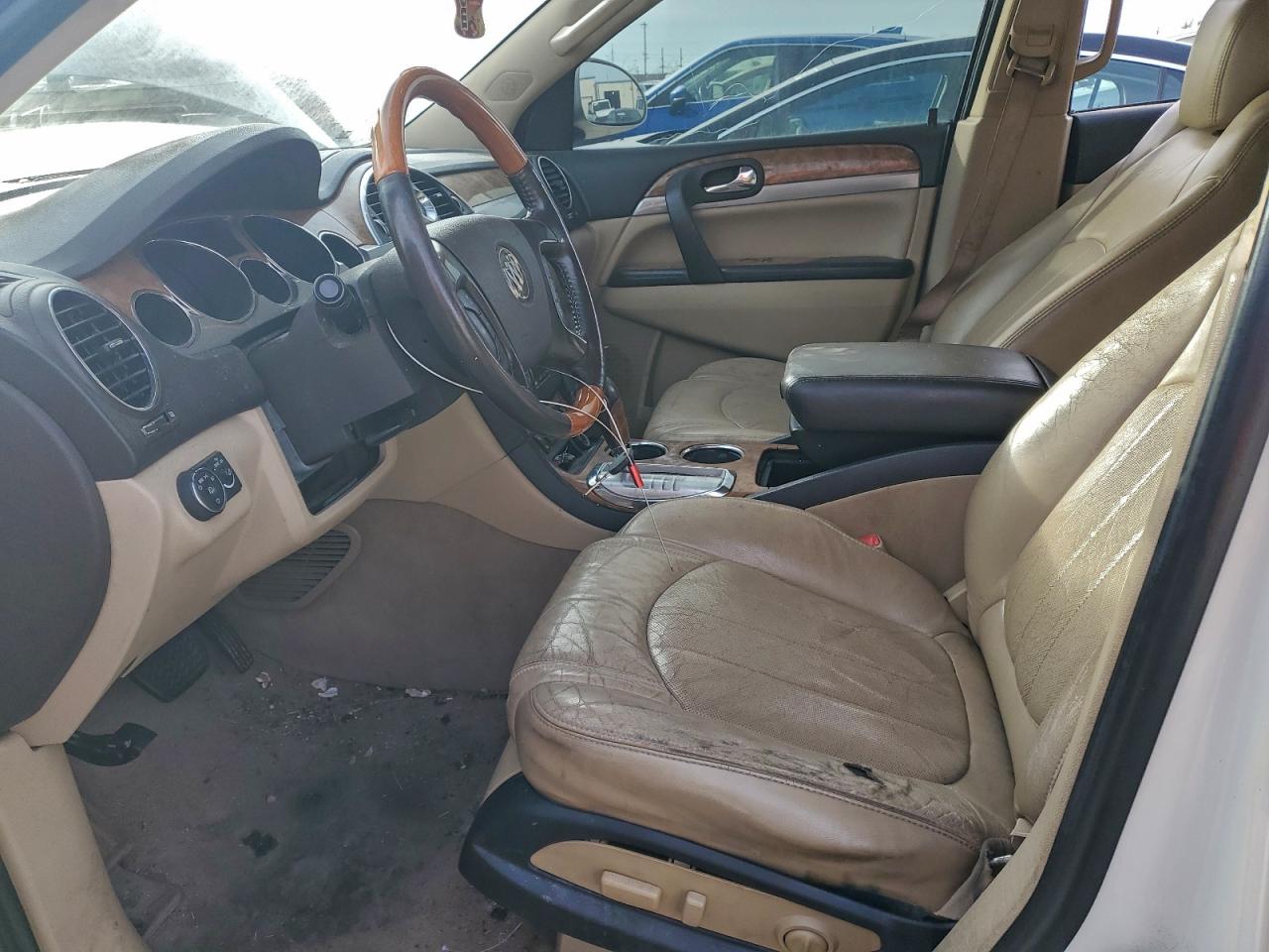 Buick Enclave Image 7