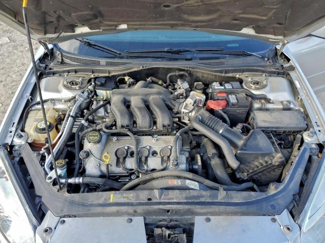 Mercury Milan Premier Image 12