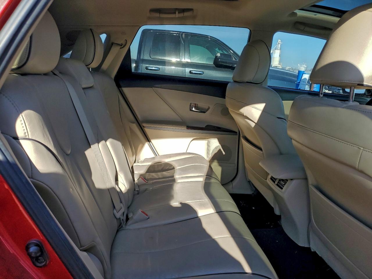 Toyota Venza Image 7