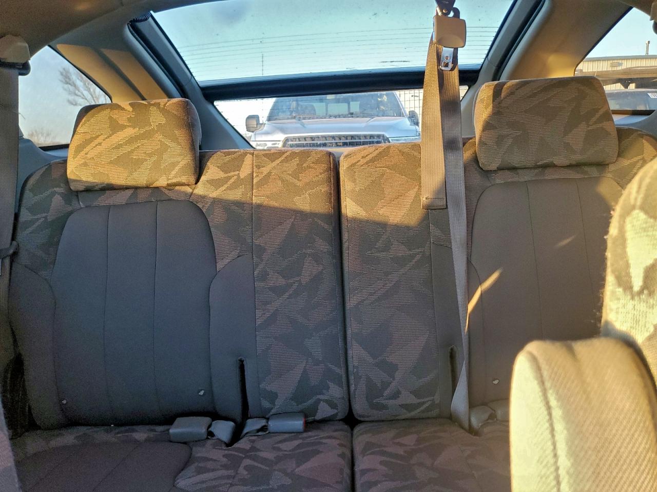 Pontiac Aztek Image 11