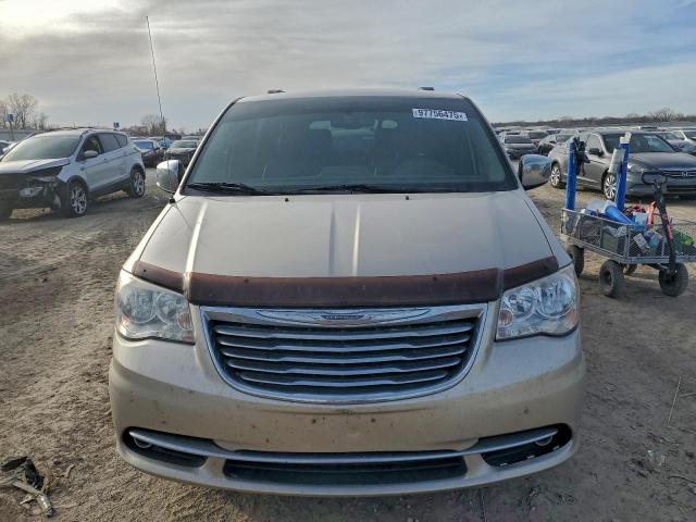 Chrysler Minivan Touring L Image 6