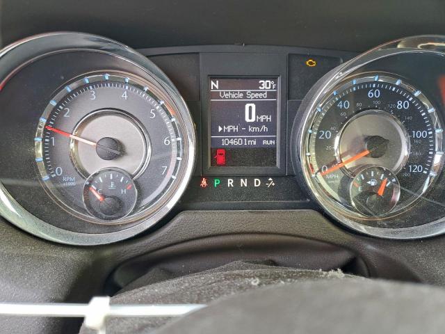 Chrysler Minivan Touring L Image 2