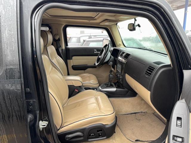 HUMMER H3 Alpha Image 2