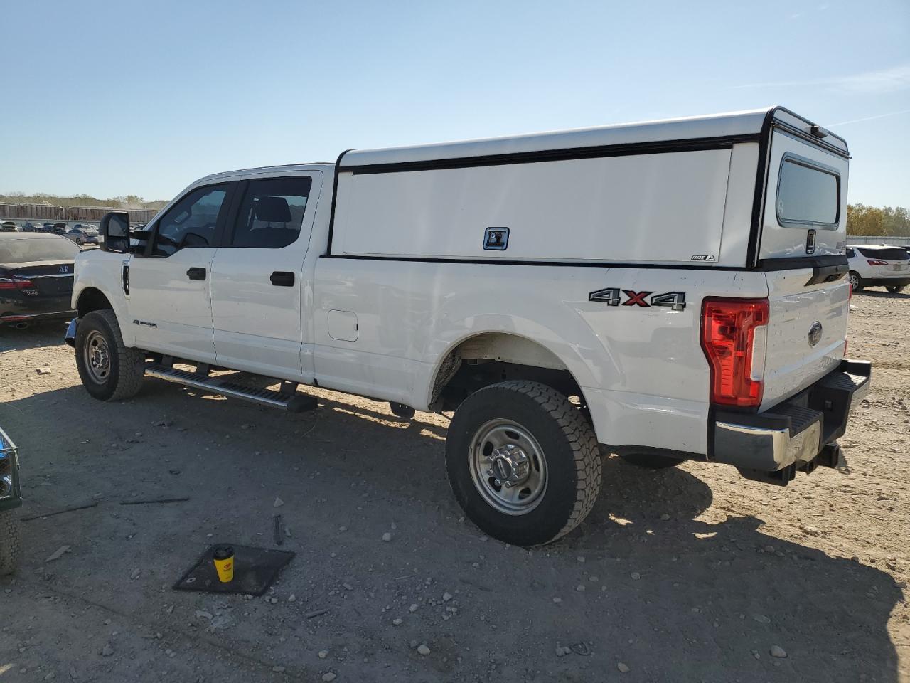 Ford F-350 Super Duty Image 6