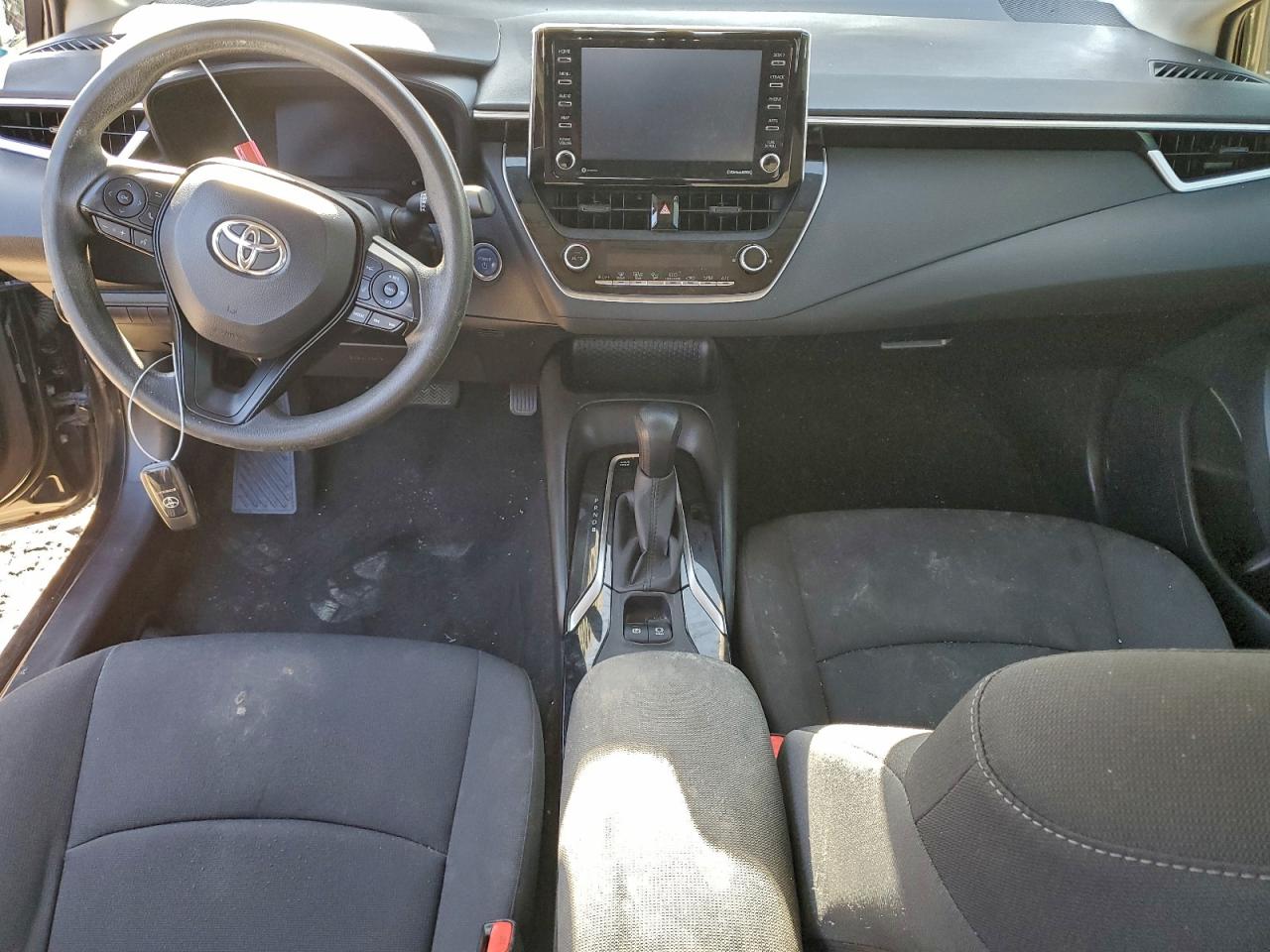 Toyota Corolla Le Image 12