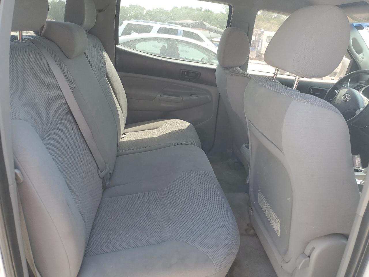 Toyota Tacoma Double Cab Prerunner Image 7