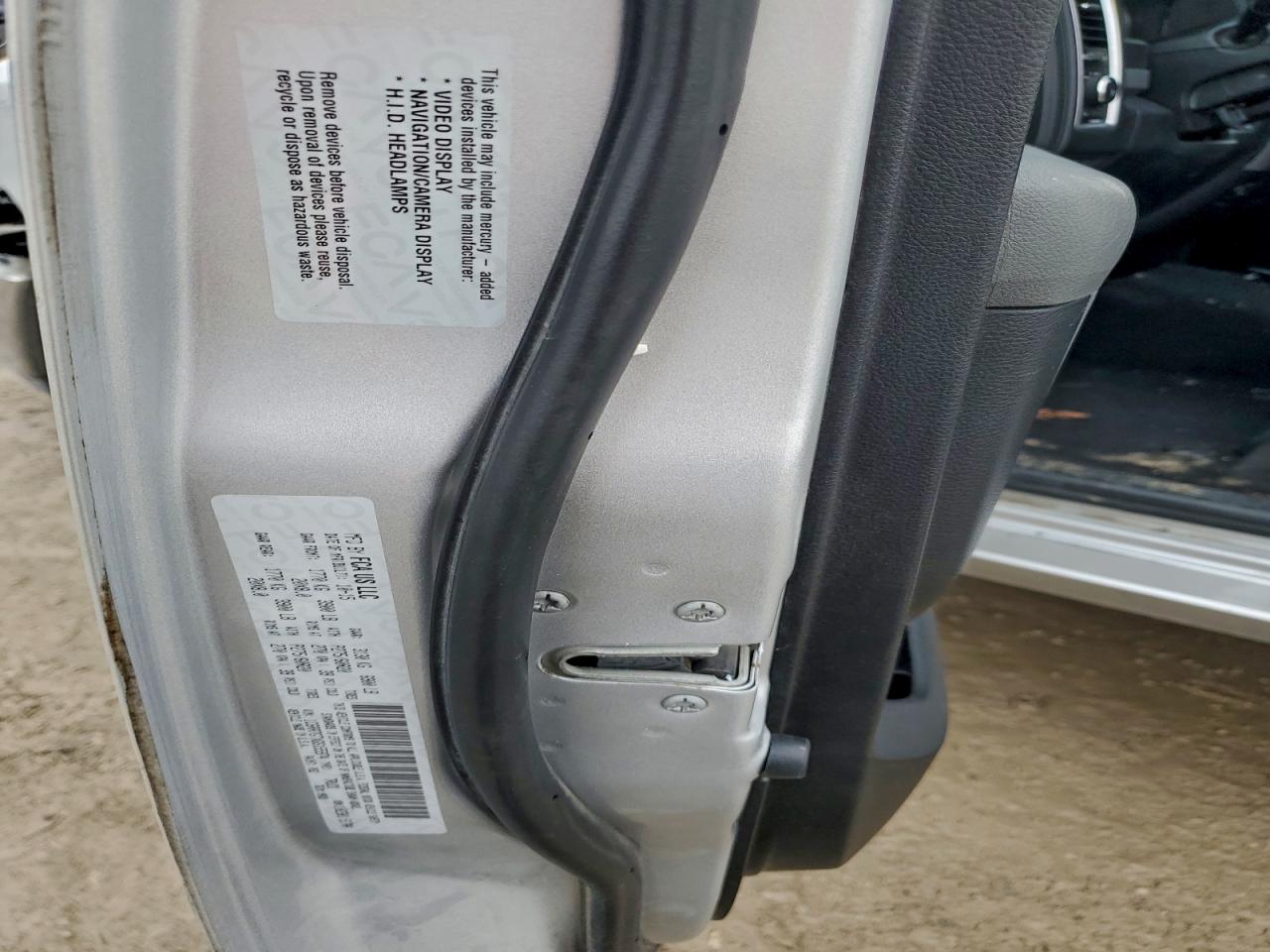 Ram 1500 Slt Image 12