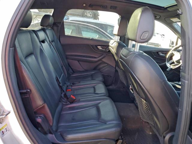 Audi Q7 Prestige Image 11